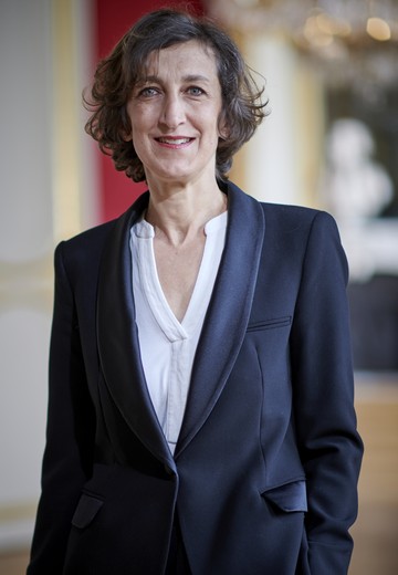 Sabine Partouche - Paralegal, Documentalist