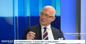 Loi immigration : à quoi sert le Parlement ?